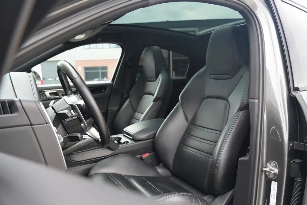 Porsche Cayenne Cayenne Coupé 3.0 E-Hybrid | Luchtvering | Sport Ch uit 2019, foto 5