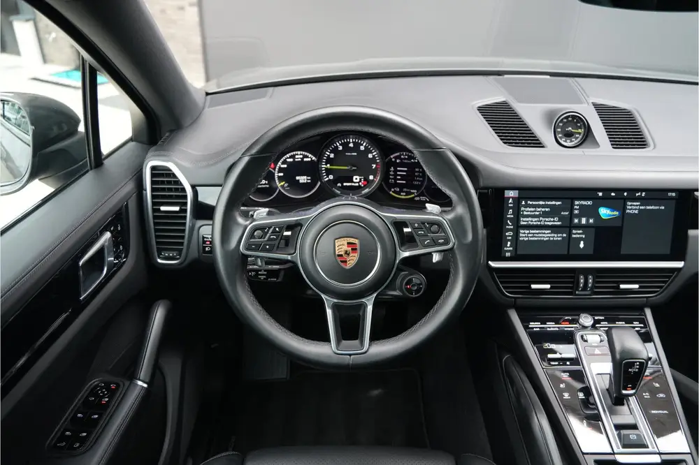 Porsche Cayenne Cayenne Coupé 3.0 E-Hybrid | Luchtvering | Sport Ch uit 2019, foto 8