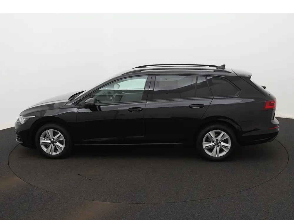 Volkswagen Golf Variant 1.0 eTSI Life Business 110 PK DGS DS uit 2023, foto 2