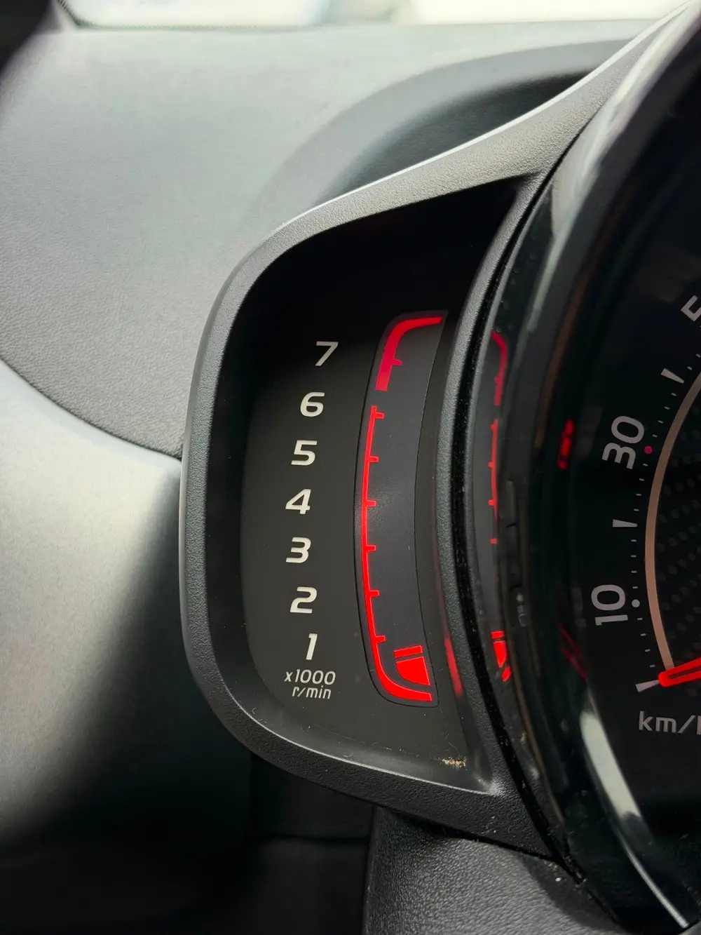 Toyota Aygo 1.0 VVT-i | Achteruitrij Camera | E-Pakket | Air uit 2019, foto 16