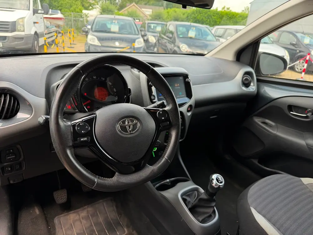 Toyota Aygo 1.0 VVT-i | Achteruitrij Camera | E-Pakket | Air uit 2019, foto 19