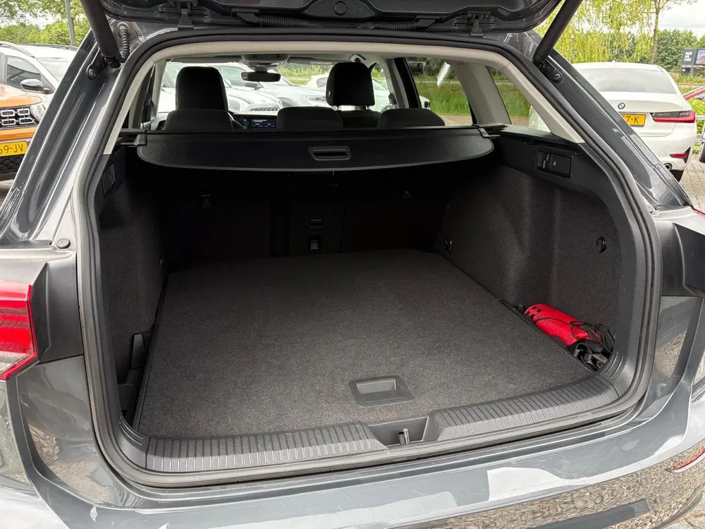 Volkswagen Golf Variant 1.5 eTSI Life Business | Trekhaak | uit 2021, foto 7