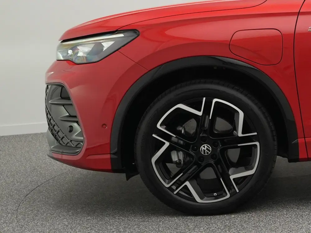 Volkswagen Tiguan R-Line 1.5 eHybrid 272 PK | LED Matrix IQ uit 2025, foto 7