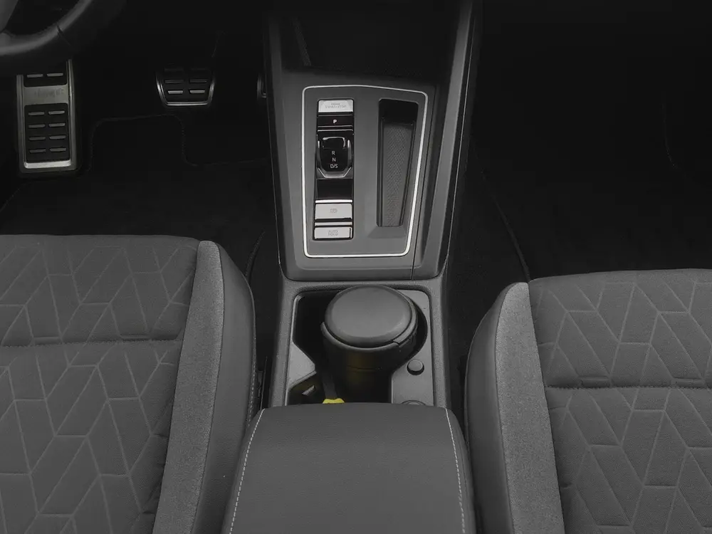 Volkswagen Golf Life Edition 1.5 eHybrid 204 PK | LED Matrix uit 2025, foto 10