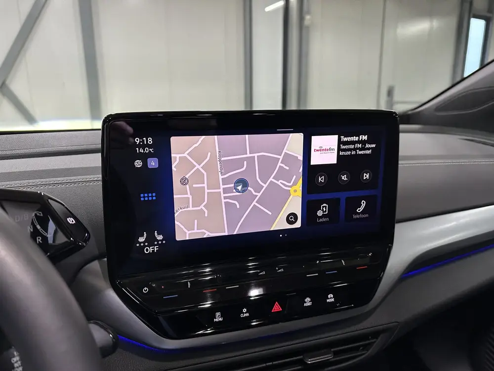 Volkswagen ID.5 Pro 77 kWh | Matrix | Pano | HUD | Warmtepom uit 2023, foto 14