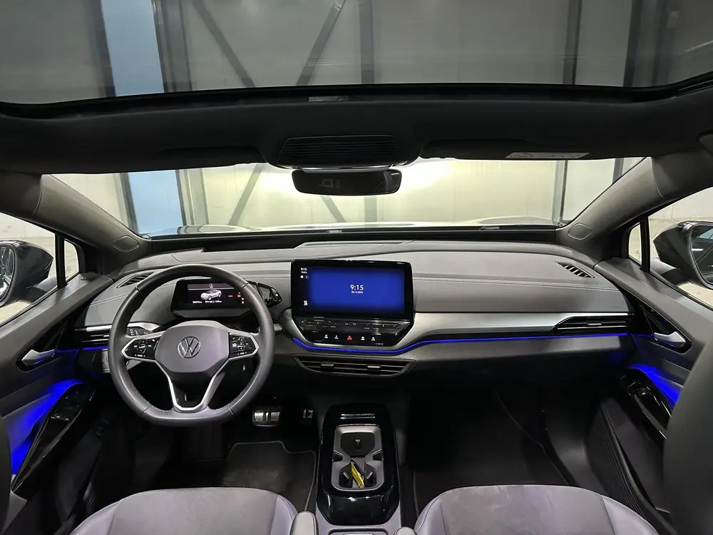 Volkswagen ID.5 Pro 77 kWh | Matrix | Pano | HUD | Warmtepom uit 2023, foto 2