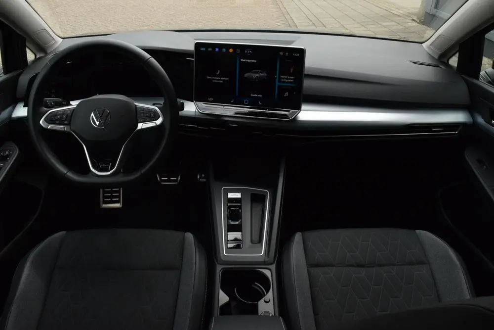 Volkswagen Golf 1.5 eTSI Goal|ACC|Sfeer|Carplay|Stuur+stoelv uit 2025, foto 16