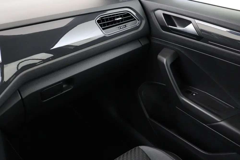 Volkswagen T-Roc 1.5TSI/150PK SPORT R-LINE -EXECUTIVE|CAMERA uit 2019, foto 18