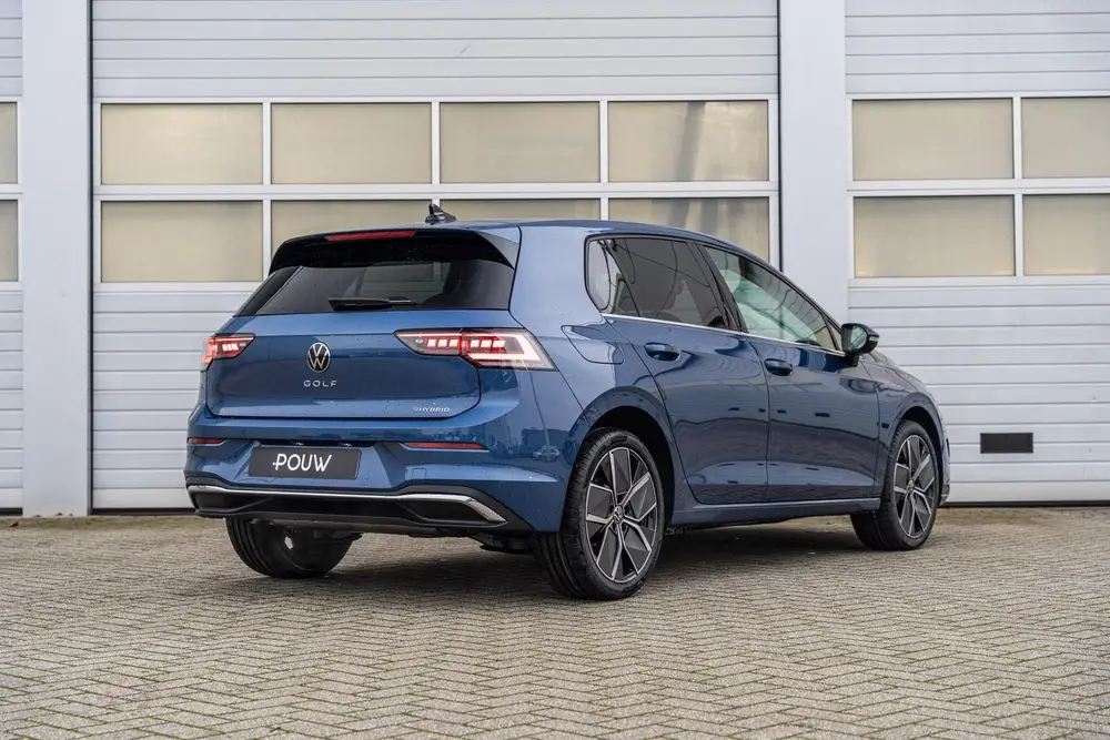 Volkswagen Golf 1.5 eHybrid 204pk Style Edition | Massage | uit 2026, foto 2
