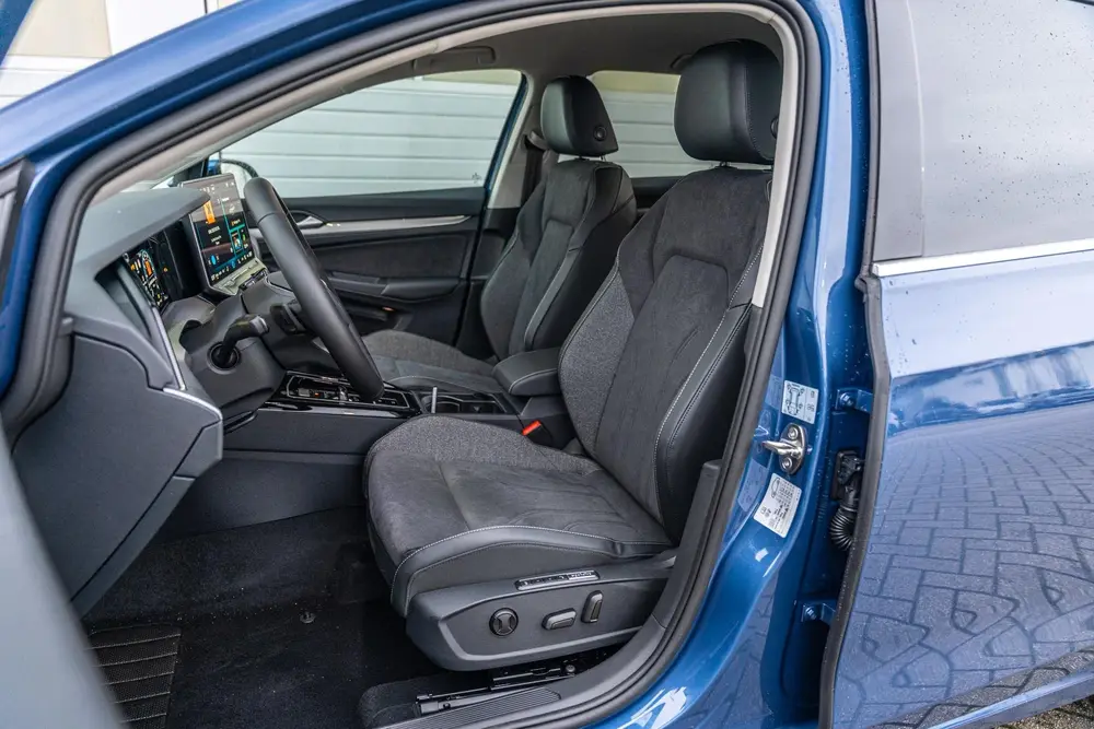 Volkswagen Golf 1.5 eHybrid 204pk Style Edition | Massage | uit 2026, foto 4
