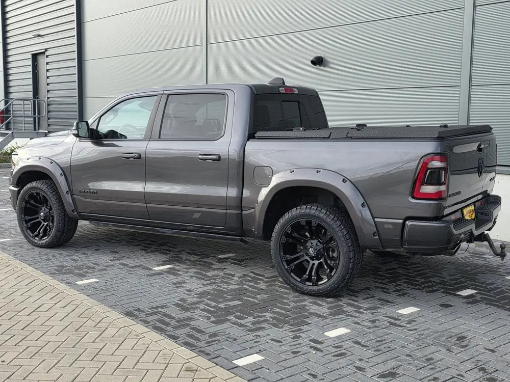 Dodge Ram 1500 Ram 1500 LARAMIE NIGHT EDITION 4X4 CREW CAB 5.7 LTR V8 uit 2023, foto 9