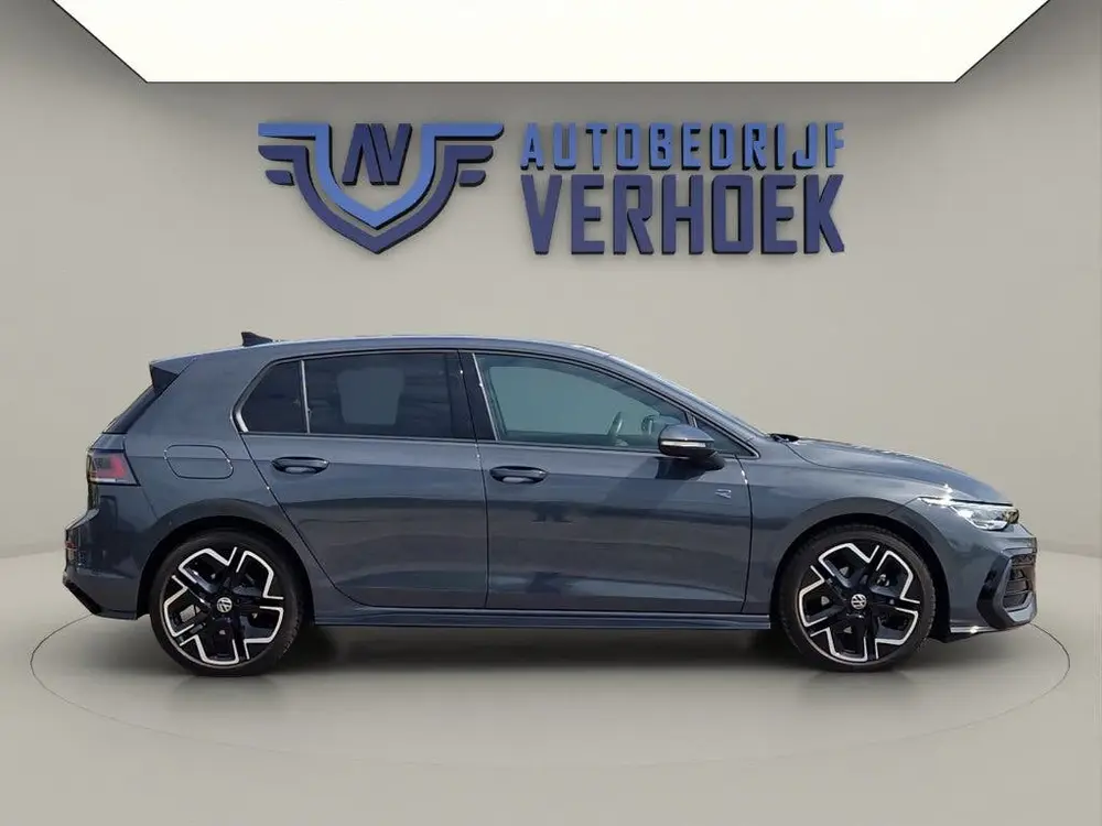 Volkswagen Golf 1.5 eTSI R-Line 360 Camera - NL Auto - Stu uit 2025, foto 10