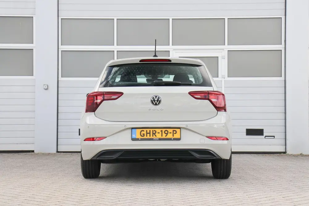 Volkswagen Polo 1.0 MPI 80pk Polo | App Connect | Parkeersen uit 2024, foto 10