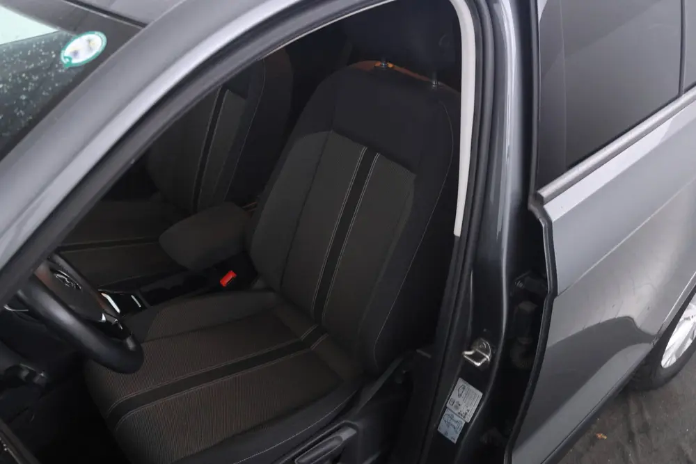 Volkswagen T-Roc 1.5 TSI Sport 150PK Automaat, Apple carplay uit 2019, foto 14