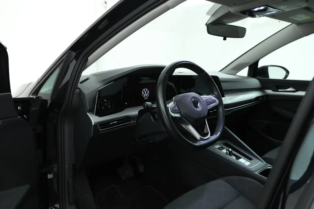 Volkswagen Golf 2.0 TDI Life Business Automaat, Navigatie uit 2021, foto 10