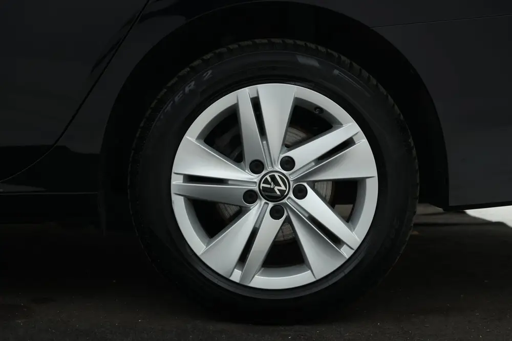 Volkswagen Golf 2.0 TDI Life Business Automaat, Navigatie uit 2021, foto 6