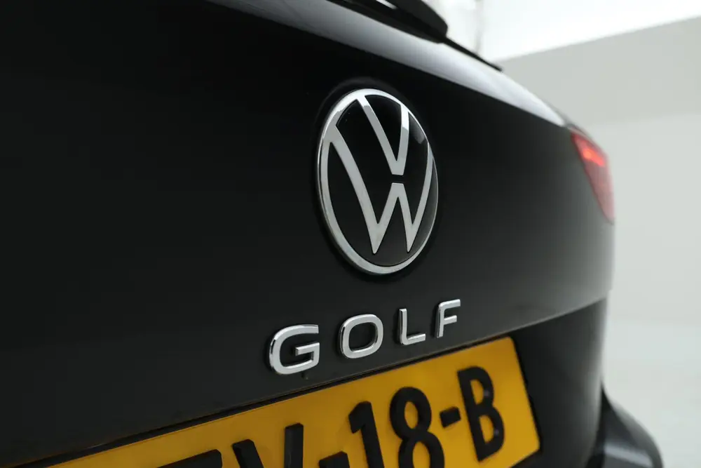 Volkswagen Golf 2.0 TDI Life Business Automaat, Navigatie uit 2021, foto 8