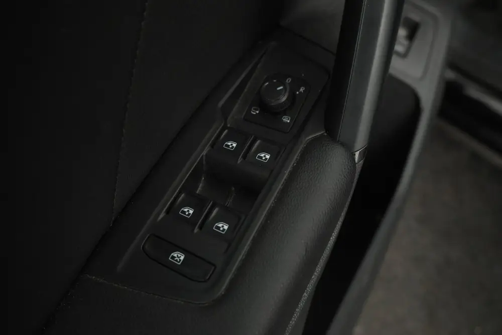 Volkswagen Tiguan 1.5 TSI Elegance Automaat, Volleder, Digit uit 2021, foto 16