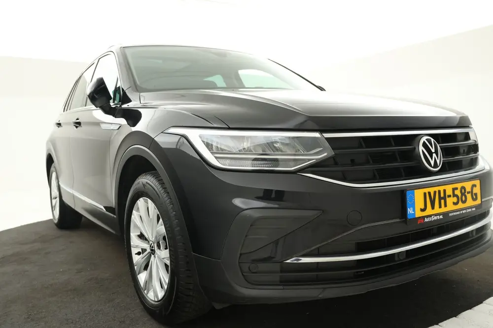 Volkswagen Tiguan 1.5 TSI Elegance Automaat, Volleder, Digit uit 2021, foto 5