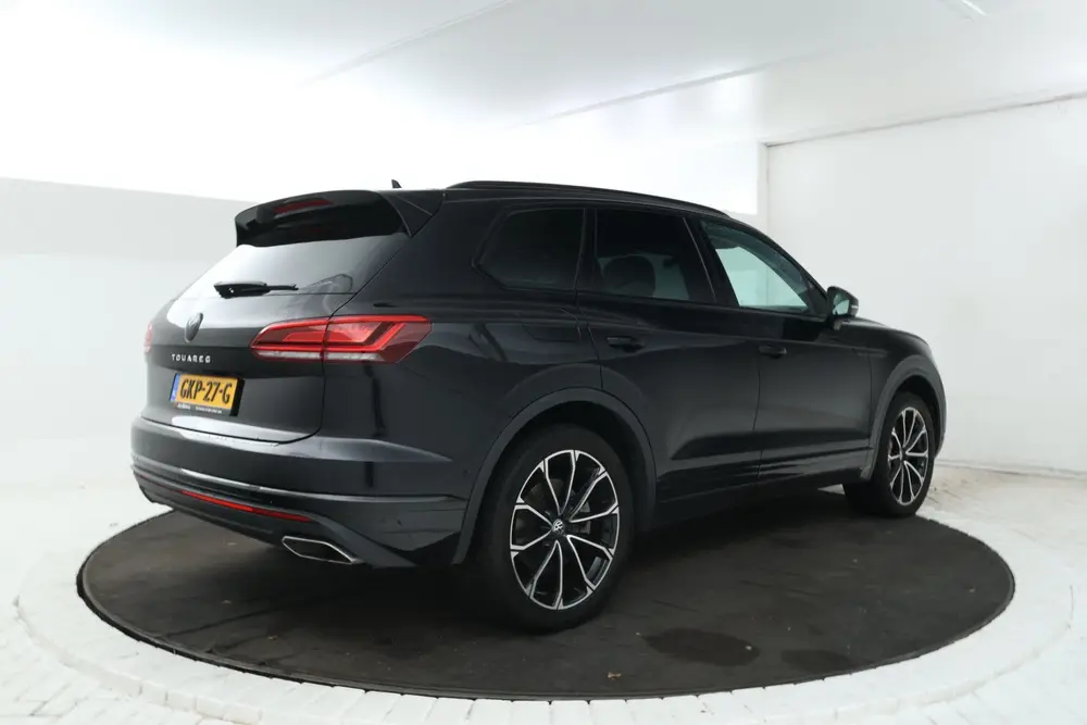 Volkswagen Touareg 3.0 TSi eHybrid 4MOTION FULL BLACK! Navi uit 2020, foto 3