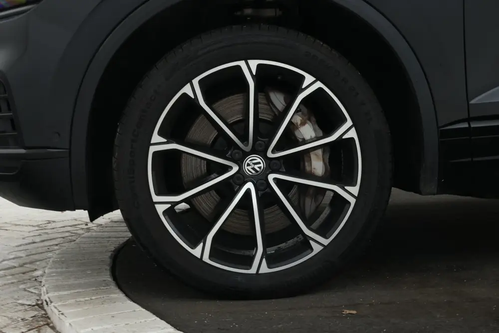 Volkswagen Touareg 3.0 TSi eHybrid 4MOTION FULL BLACK! Navi uit 2020, foto 8