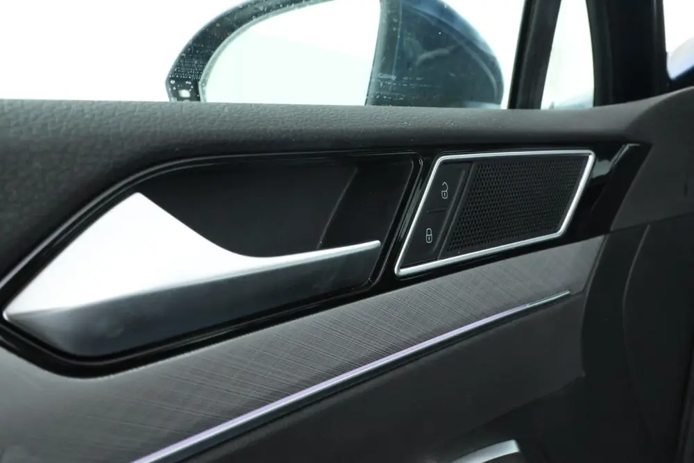 Volkswagen Passat Variant 1.6 TDI Comfort Business Automaat uit 2022, foto 13