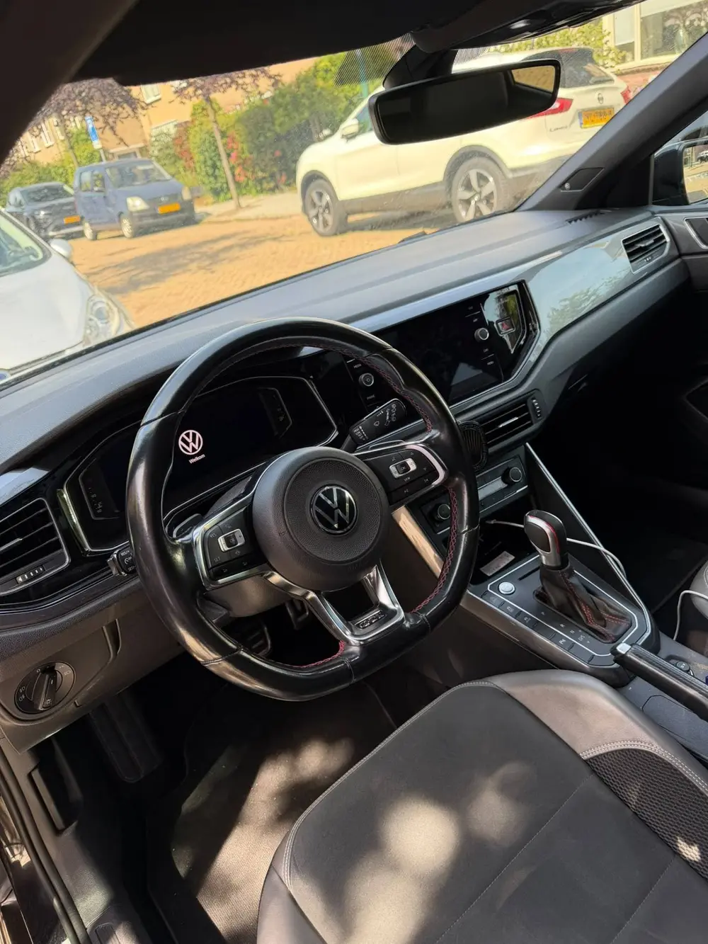 Volkswagen Polo 2.0 TSI GTI BOEKJES,NAP EN ONDERHOUDSHISTORI uit 2020, foto 3