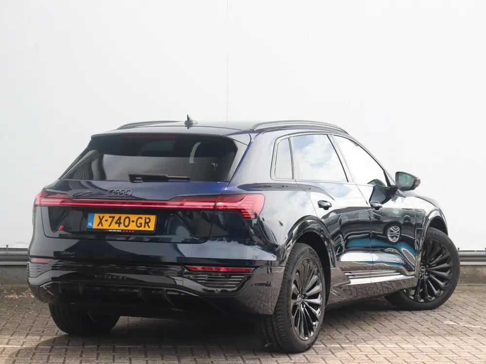 Audi Q8 e-tron 55 quattro S Edition 115 kWh uit 2023, foto 4