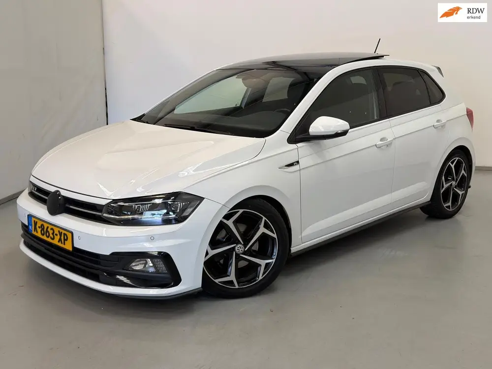 Volkswagen Polo 1.6 TDI / R-Line / Pano / CarPlay / Stoelver uit 2019