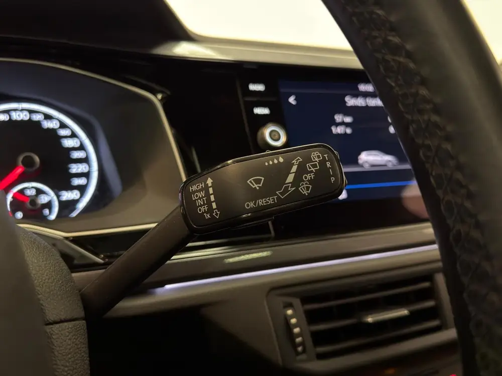 Volkswagen Polo 1.6 TDI / R-Line / Pano / CarPlay / Stoelver uit 2019, foto 20