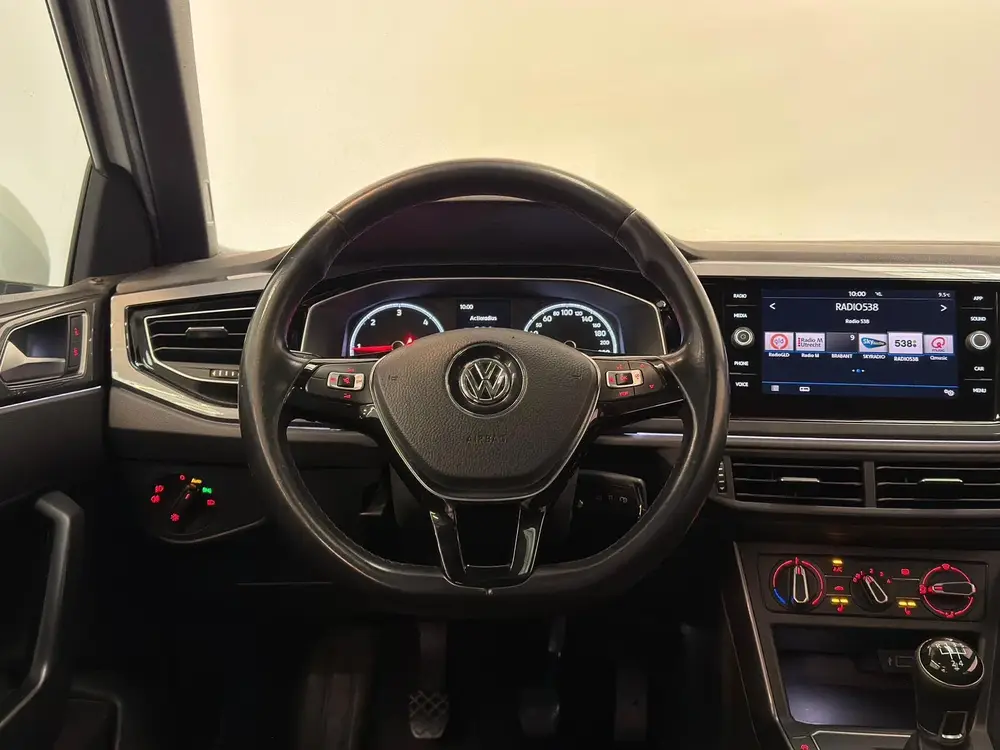 Volkswagen Polo 1.6 TDI / R-Line / Pano / CarPlay / Stoelver uit 2019, foto 9