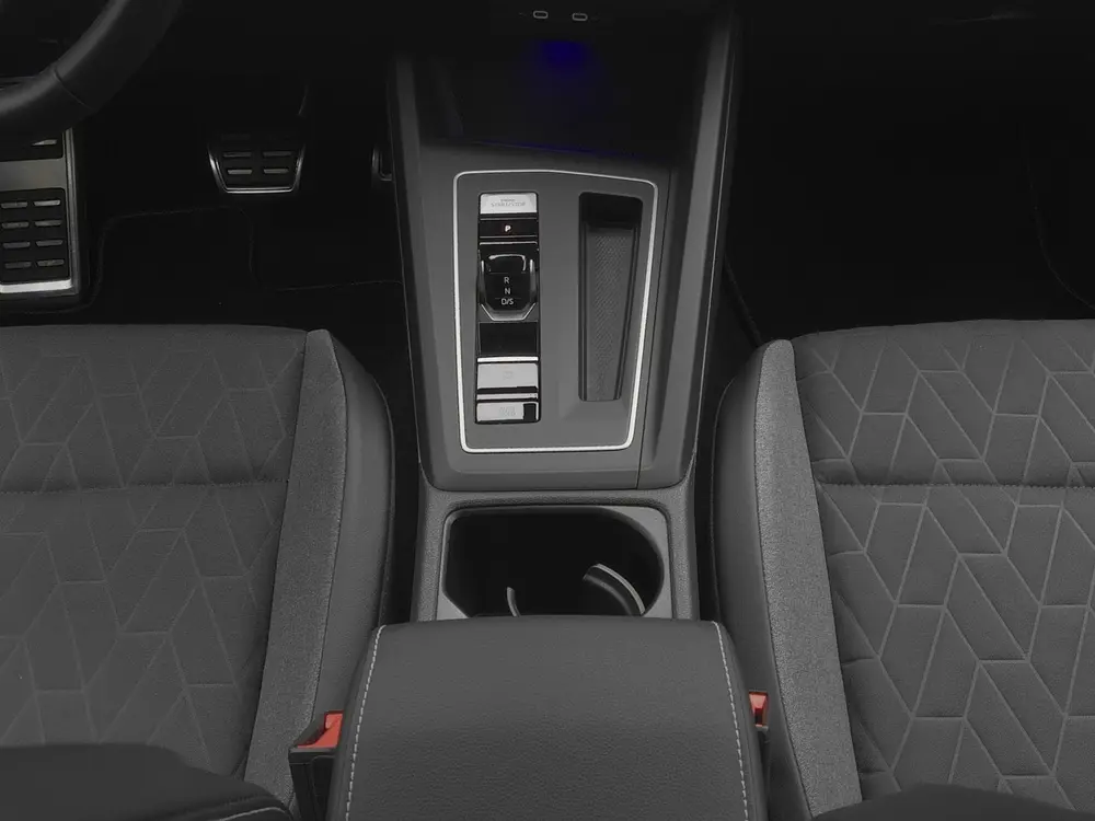 Volkswagen Golf 1.5 eHybrid 204pk Life Edition | LED Matrix uit 2025, foto 10