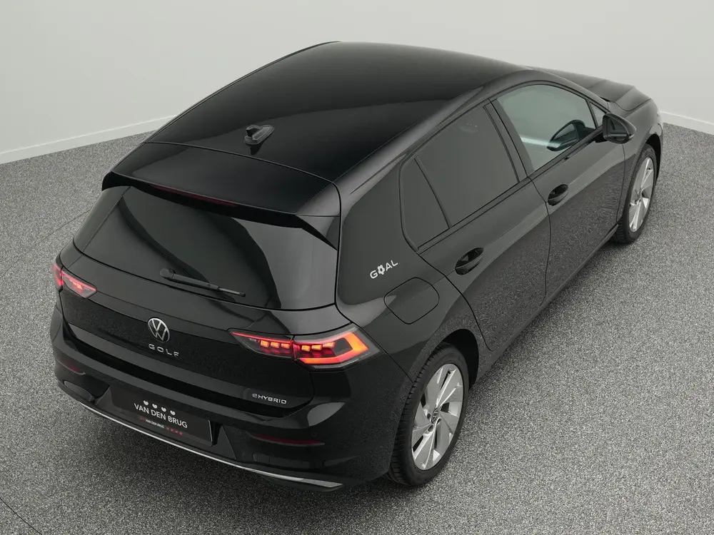Volkswagen Golf 1.5 eHybrid 204pk Life Edition | LED Matrix uit 2025, foto 19
