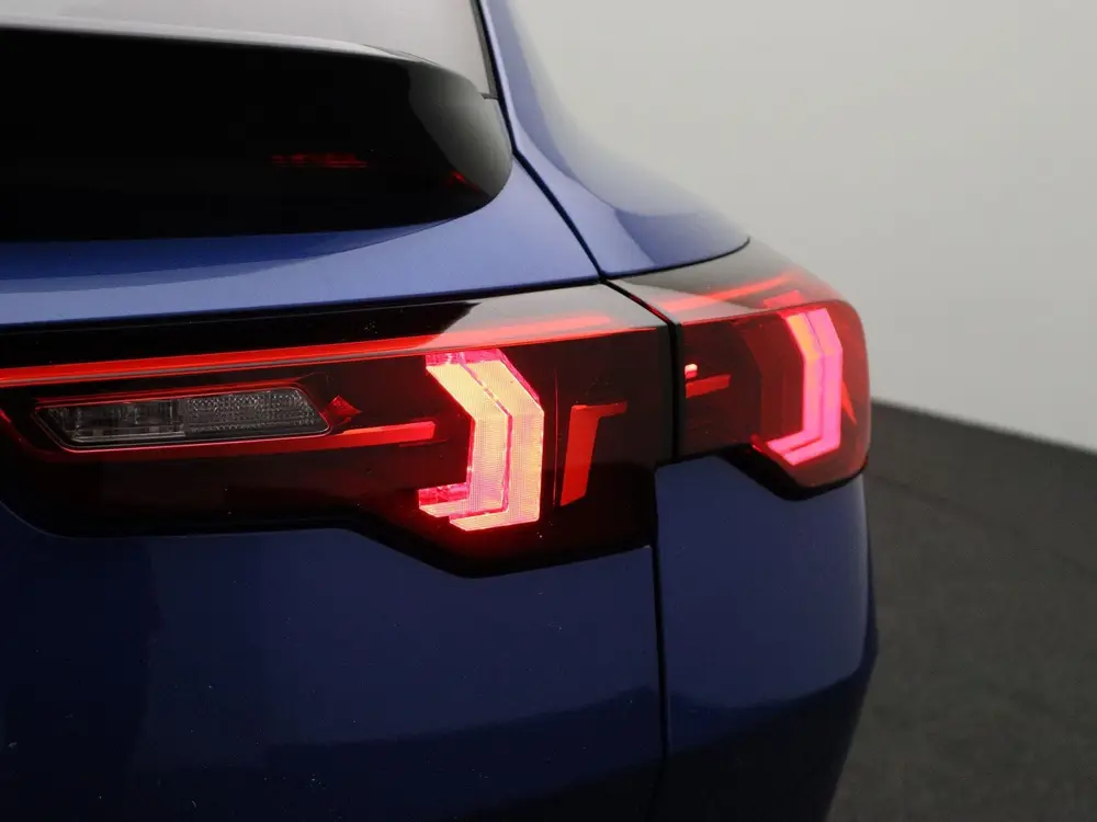 BMW iX2 eDrive20 M Sport Edition uit 2026, foto 10