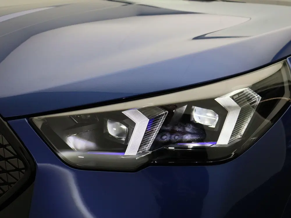 BMW iX2 eDrive20 M Sport Edition uit 2026, foto 7