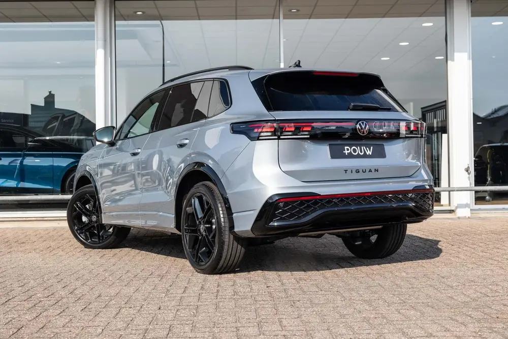 Volkswagen Tiguan 1.5 eHybrid 204pk R-Line Edition | Panoram uit 2026, foto 11