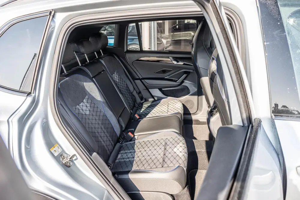 Volkswagen Tiguan 1.5 eHybrid 204pk R-Line Edition | Panoram uit 2026, foto 17