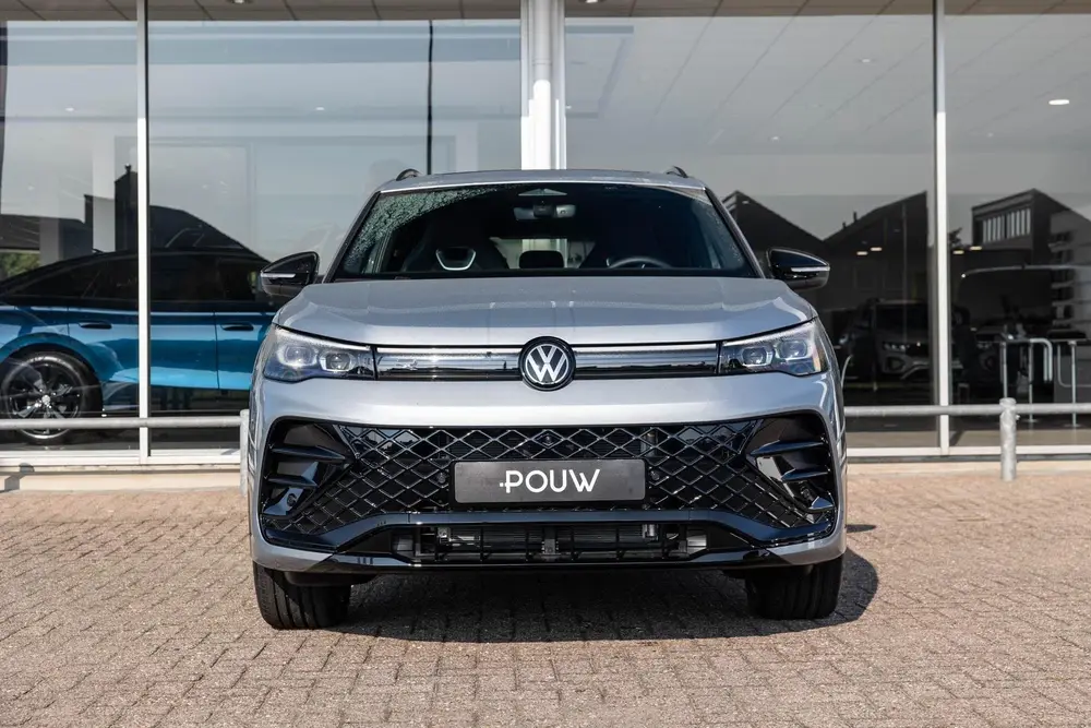 Volkswagen Tiguan 1.5 eHybrid 204pk R-Line Edition | Panoram uit 2026, foto 6