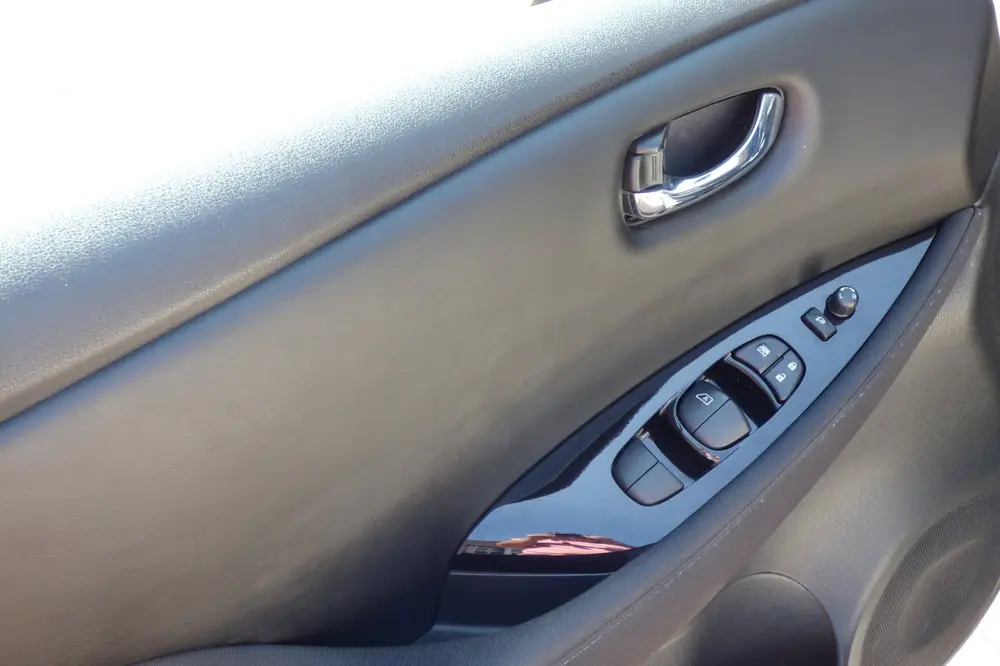 Nissan Leaf E+ N-Connecta 62 kWh uit 2019, foto 12
