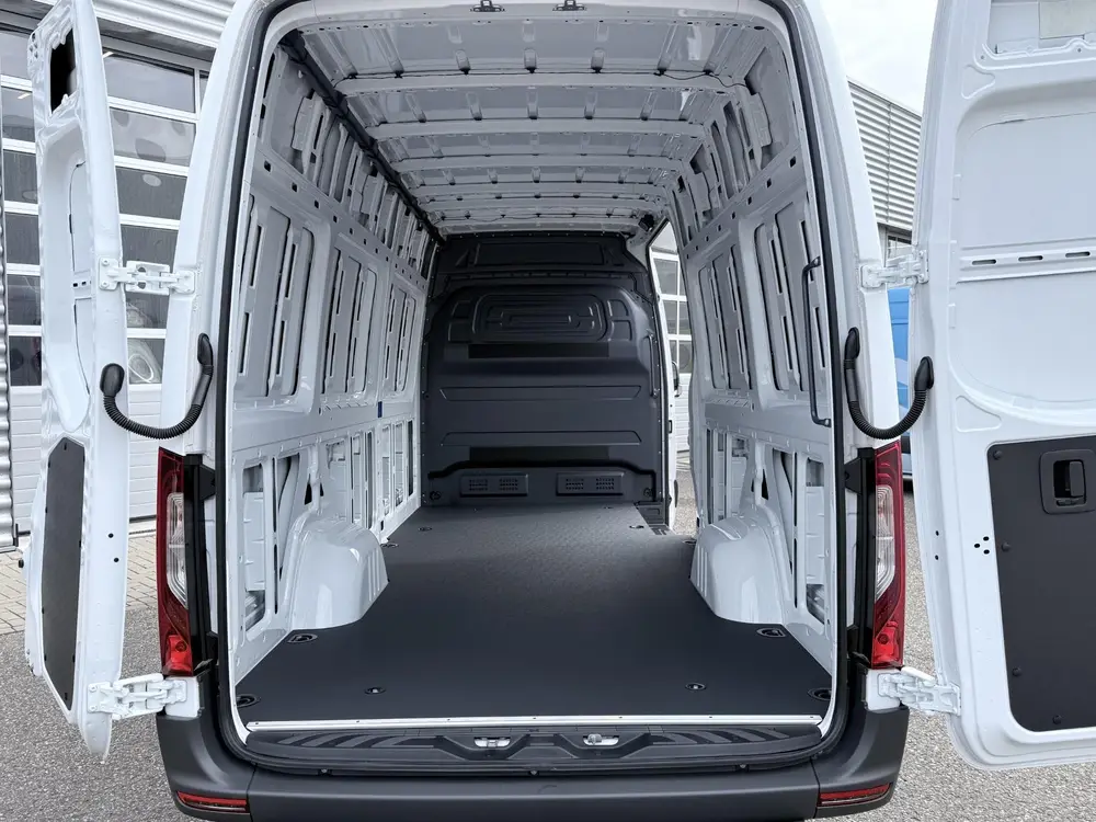 Mercedes-Benz Sprinter 320 L3 Pro 81kWh uit 2026, foto 10