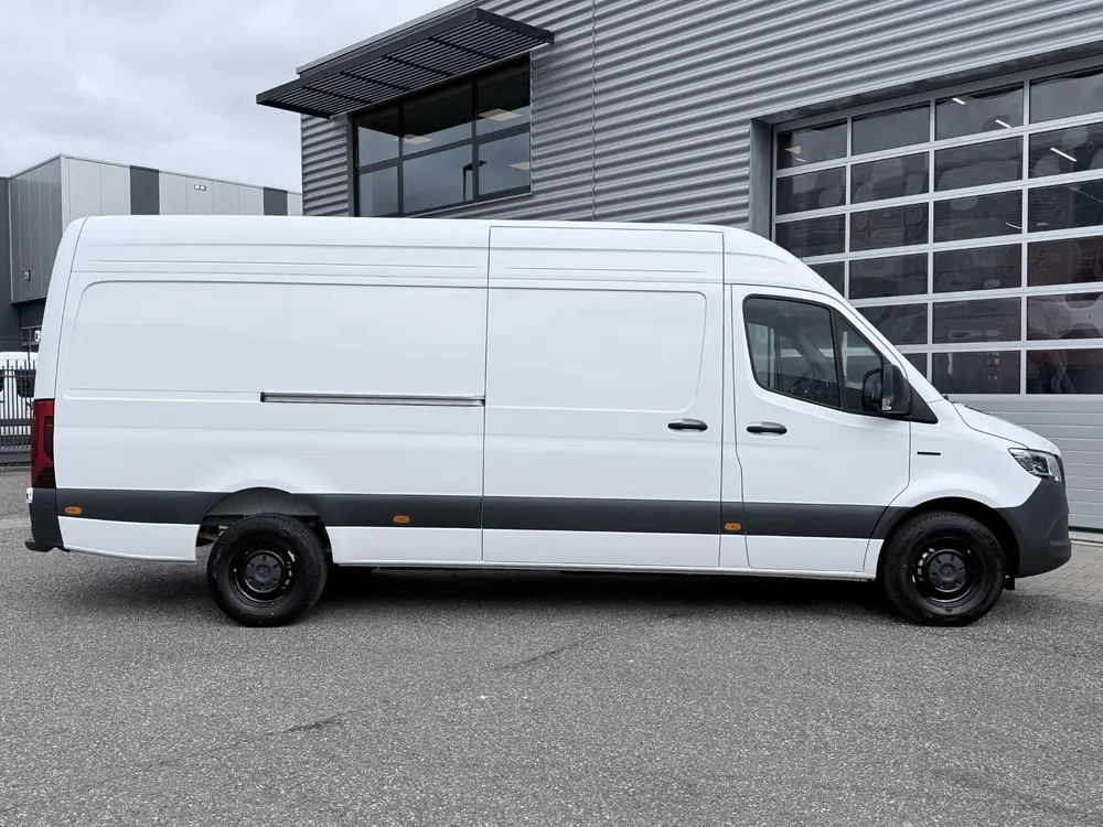 Mercedes-Benz Sprinter 320 L3 Pro 81kWh uit 2026, foto 4