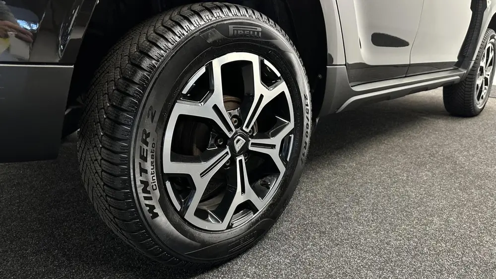 Dacia Duster 1.0 TCe Bi-Fuel Prestige CAMERA LEER NAVI CARPL uit 2021, foto 16