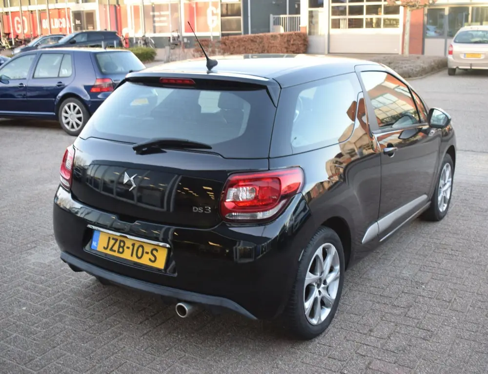DS Automobiles 3 DS 3 1.2 PureTech So Chic | CLIMATE CONTROL |CRUISE CONTROL uit 2019, foto 5