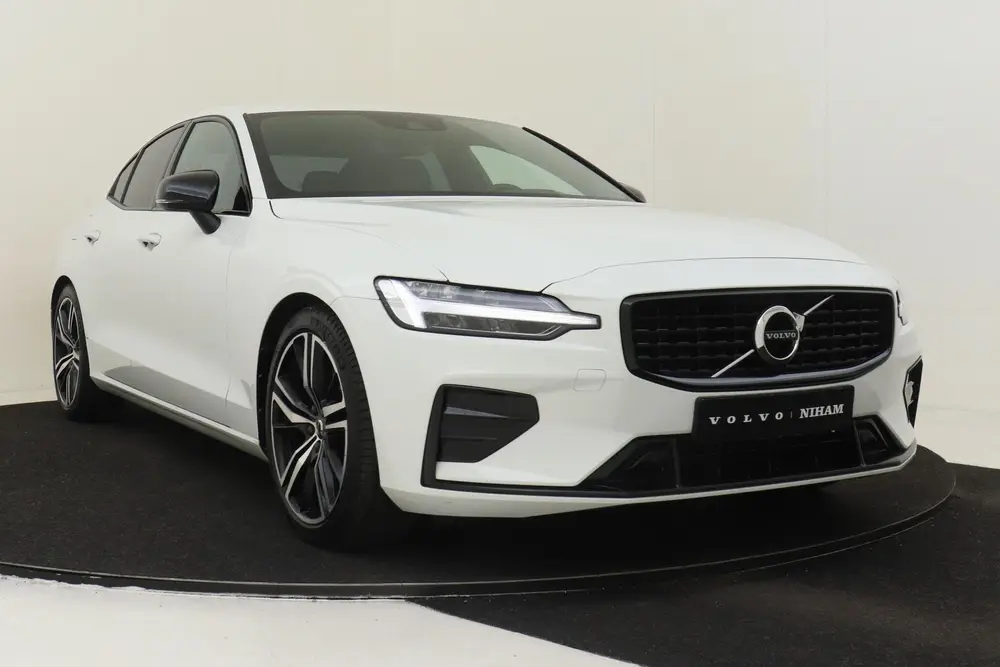 Volvo S60 B3 (M-HYBRID) R-DESIGN -HARMAN uit 2022, foto 11