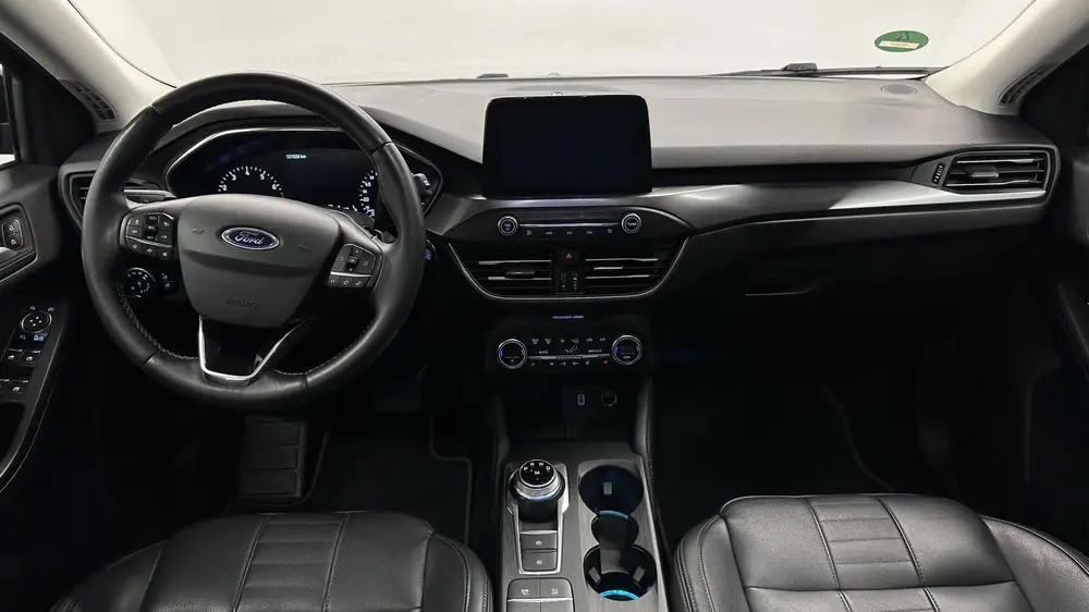 Ford Focus Wagon 1.0 EcoBoost Titanium Business PANO LEER CR uit 2019, foto 3