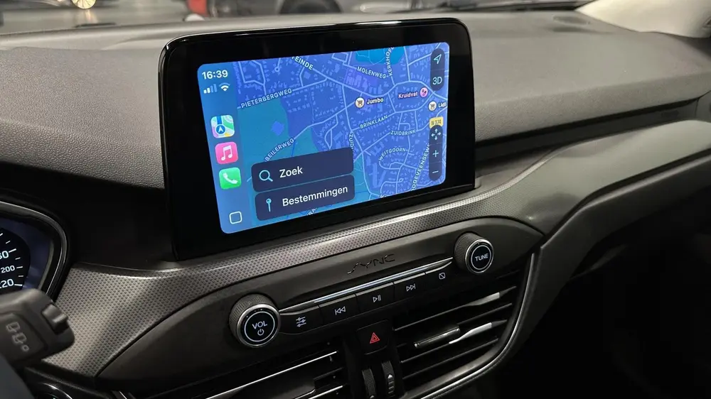 Ford Focus Wagon 1.0 EcoBoost Titanium Business PANO LEER CR uit 2019, foto 9