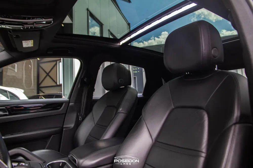 Porsche Cayenne 3.0 E-Hybrid PANO | HEAD-UP | SOFTCLOSE | BO uit 2019, foto 20