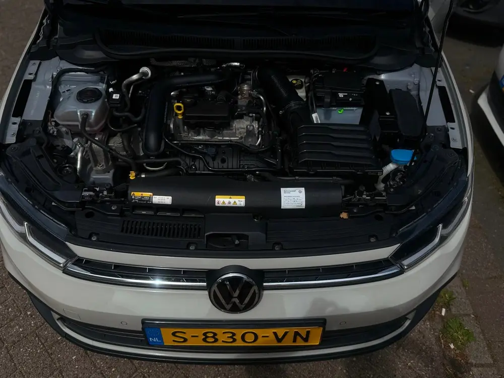 Volkswagen Polo 1.0 TSI Life Business Dealeronderhouden met uit 2023, foto 3