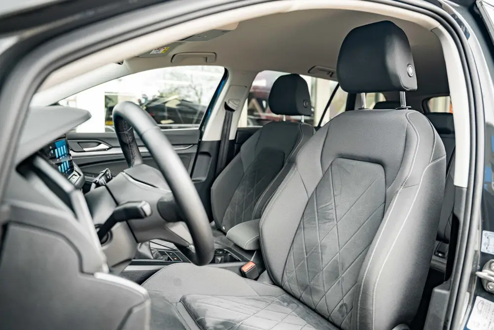 Volkswagen Golf Variant 1.5 eTSI Style uit 2021, foto 12