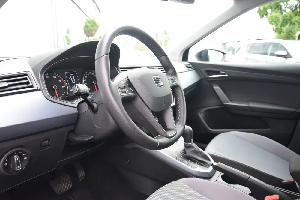 SEAT Arona 1.0 TSI Style Automaat Navi uit 2019, foto 17